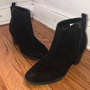 Black heeled booties